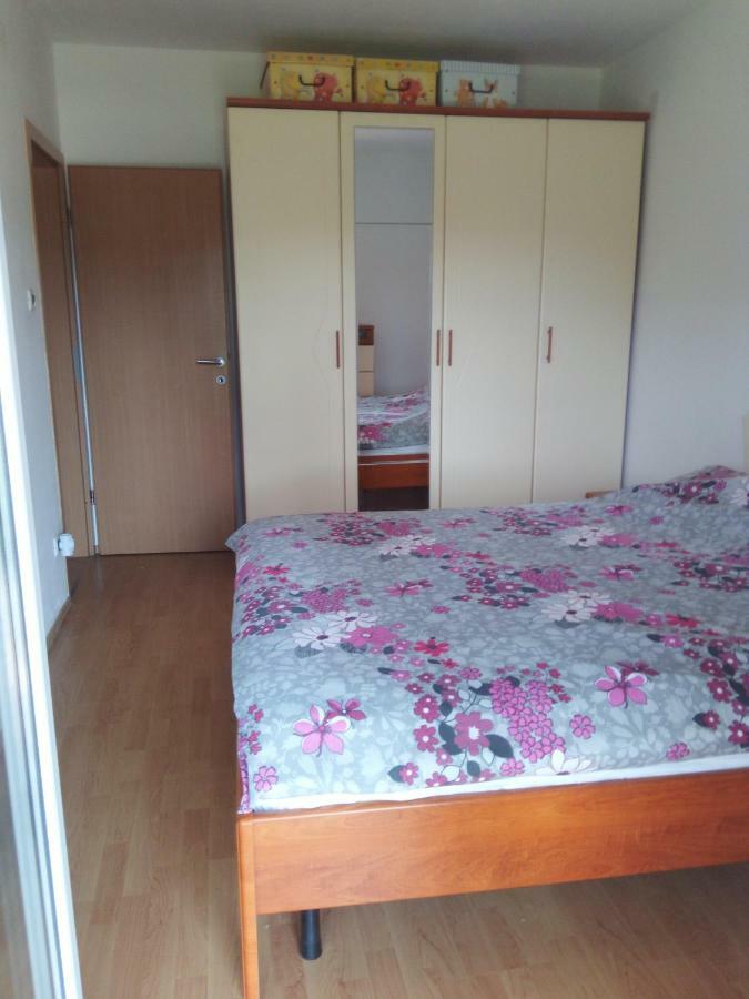 Apartment Melani Pula Ngoại thất bức ảnh
