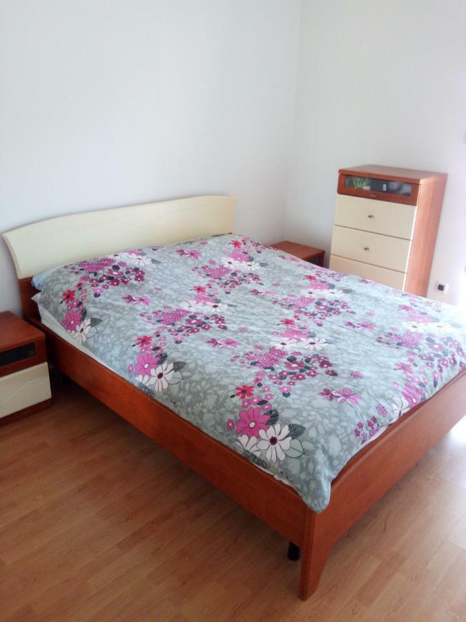 Apartment Melani Pula Ngoại thất bức ảnh