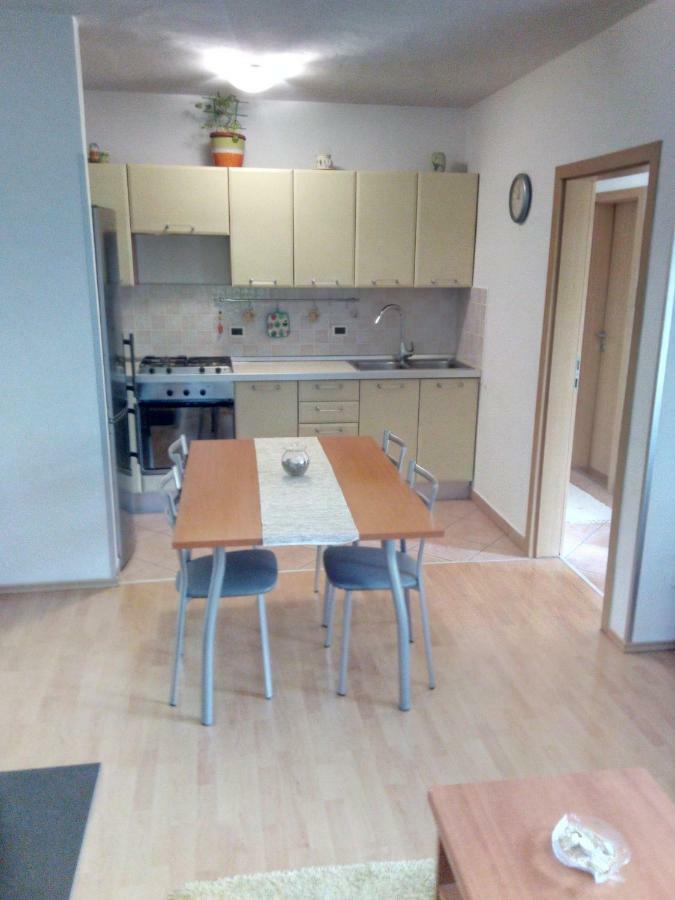 Apartment Melani Pula Ngoại thất bức ảnh