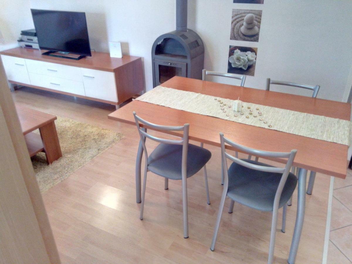 Apartment Melani Pula Ngoại thất bức ảnh